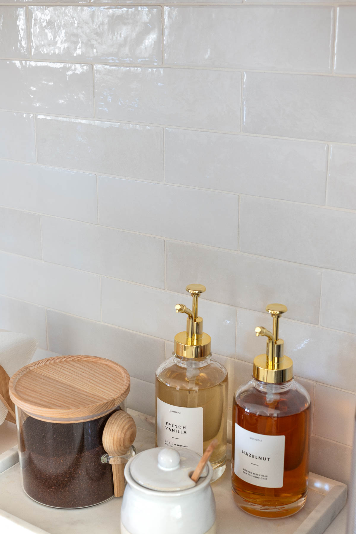 Glossy subway tile in shades of gray