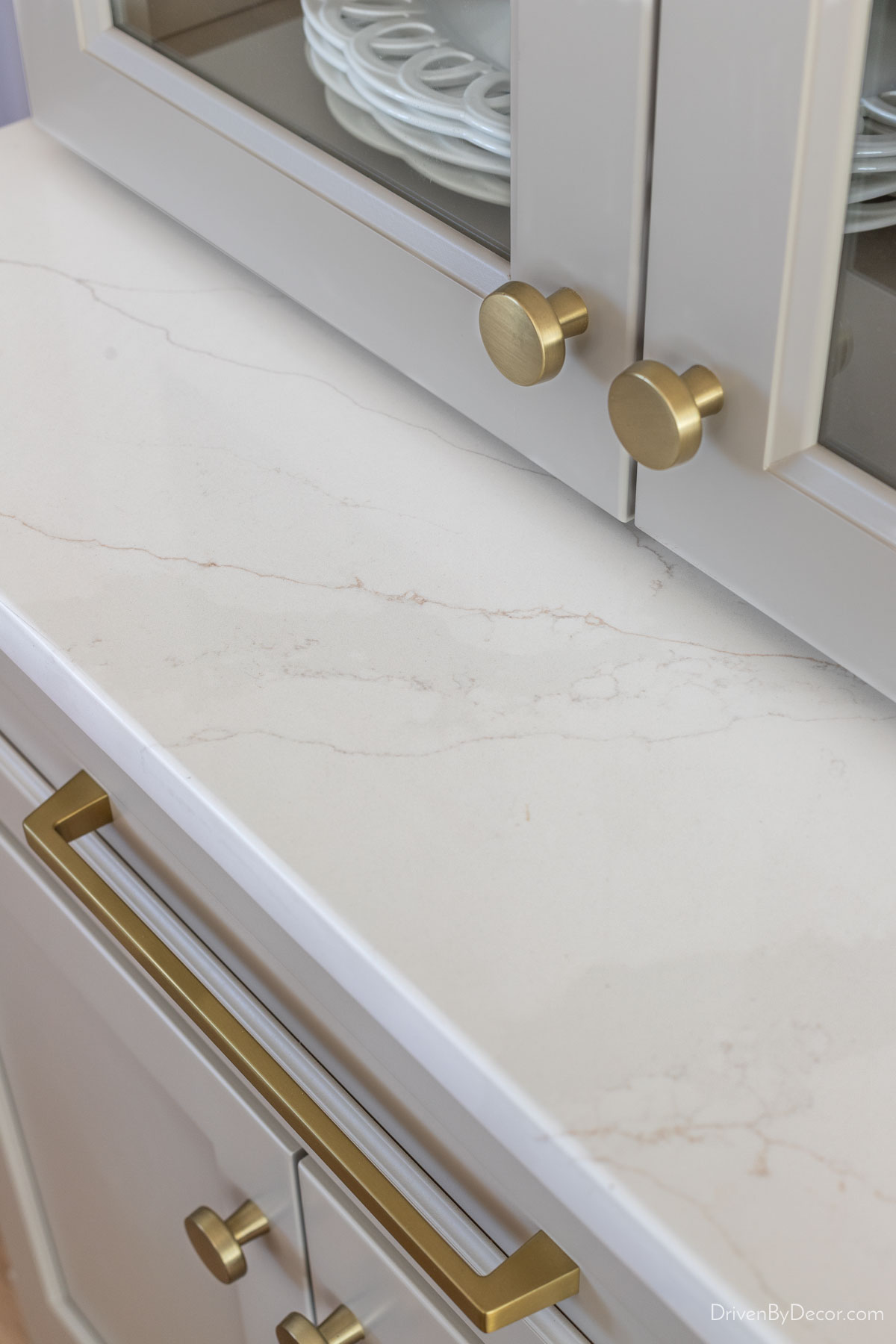 Viatera Calacatta Suprema quartz