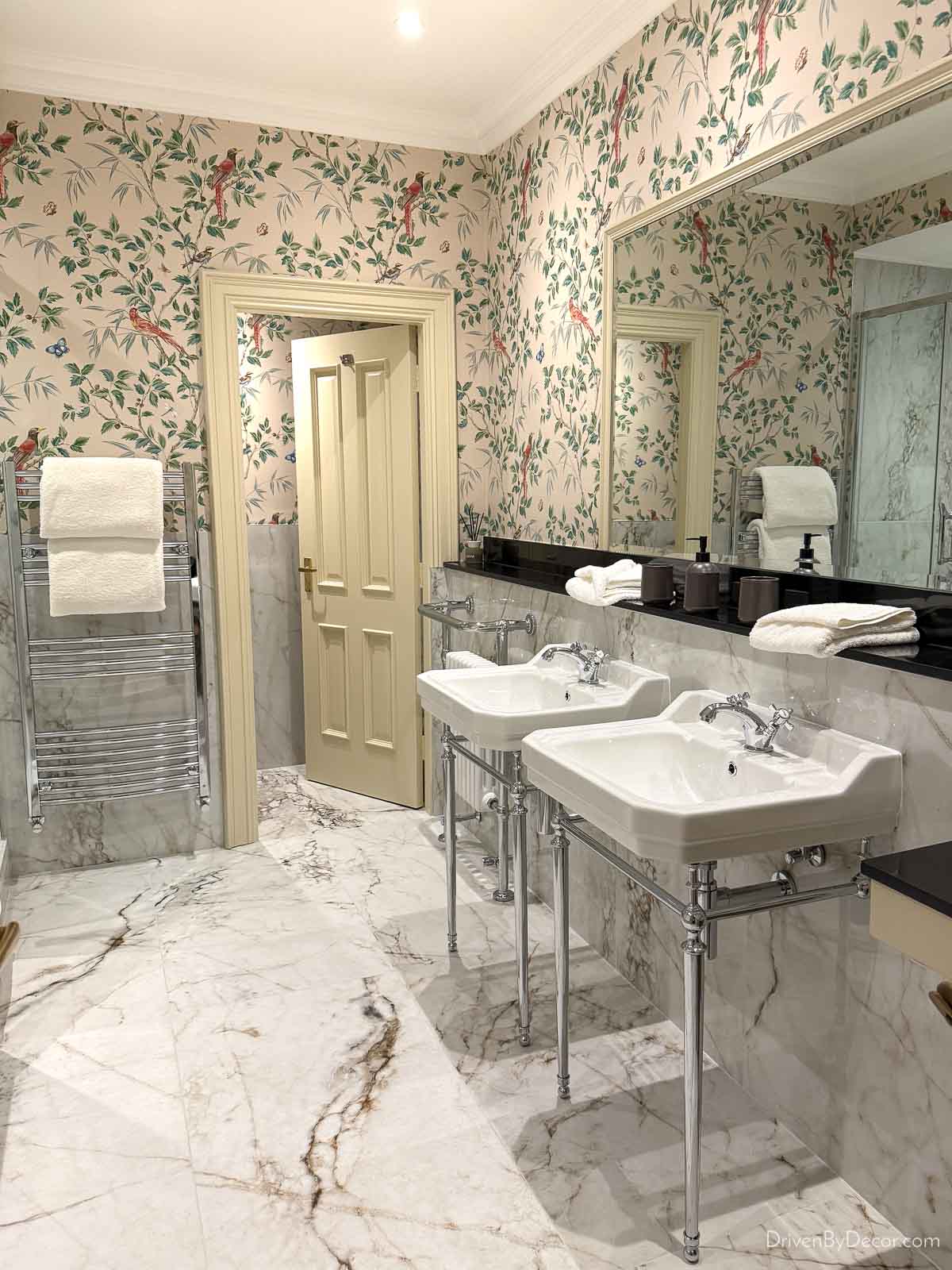 Bathroom in Perryville House