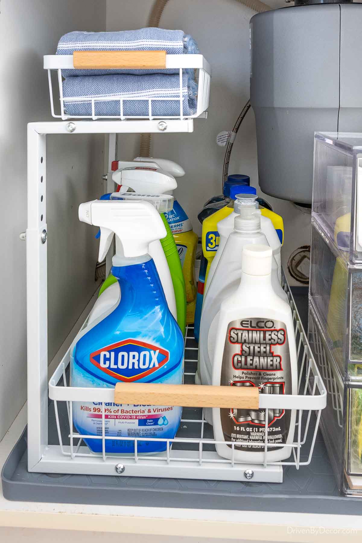 Tiered under sink organizer for kitchen sink cabinet